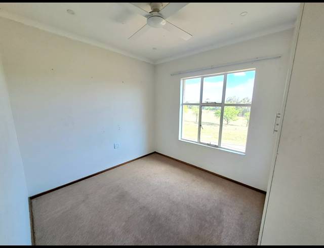 3 BEDROOM FLAT TO LET IN THREE RIVERS PROPER